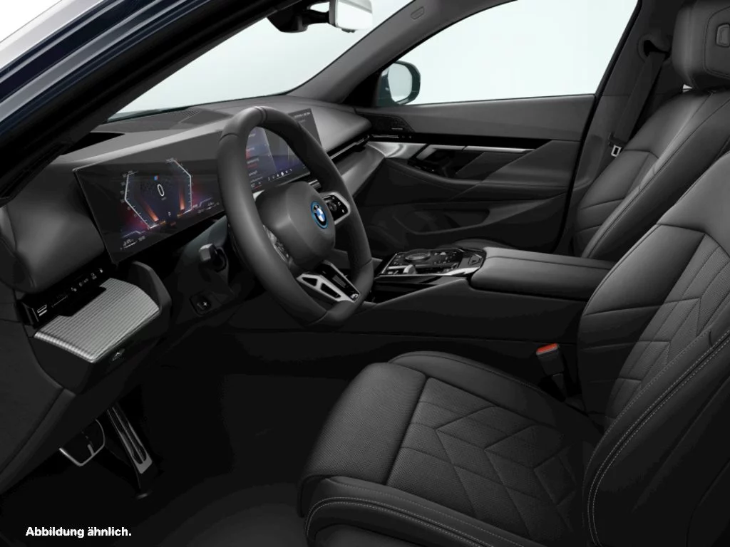 BMW 550e xDrive Touring