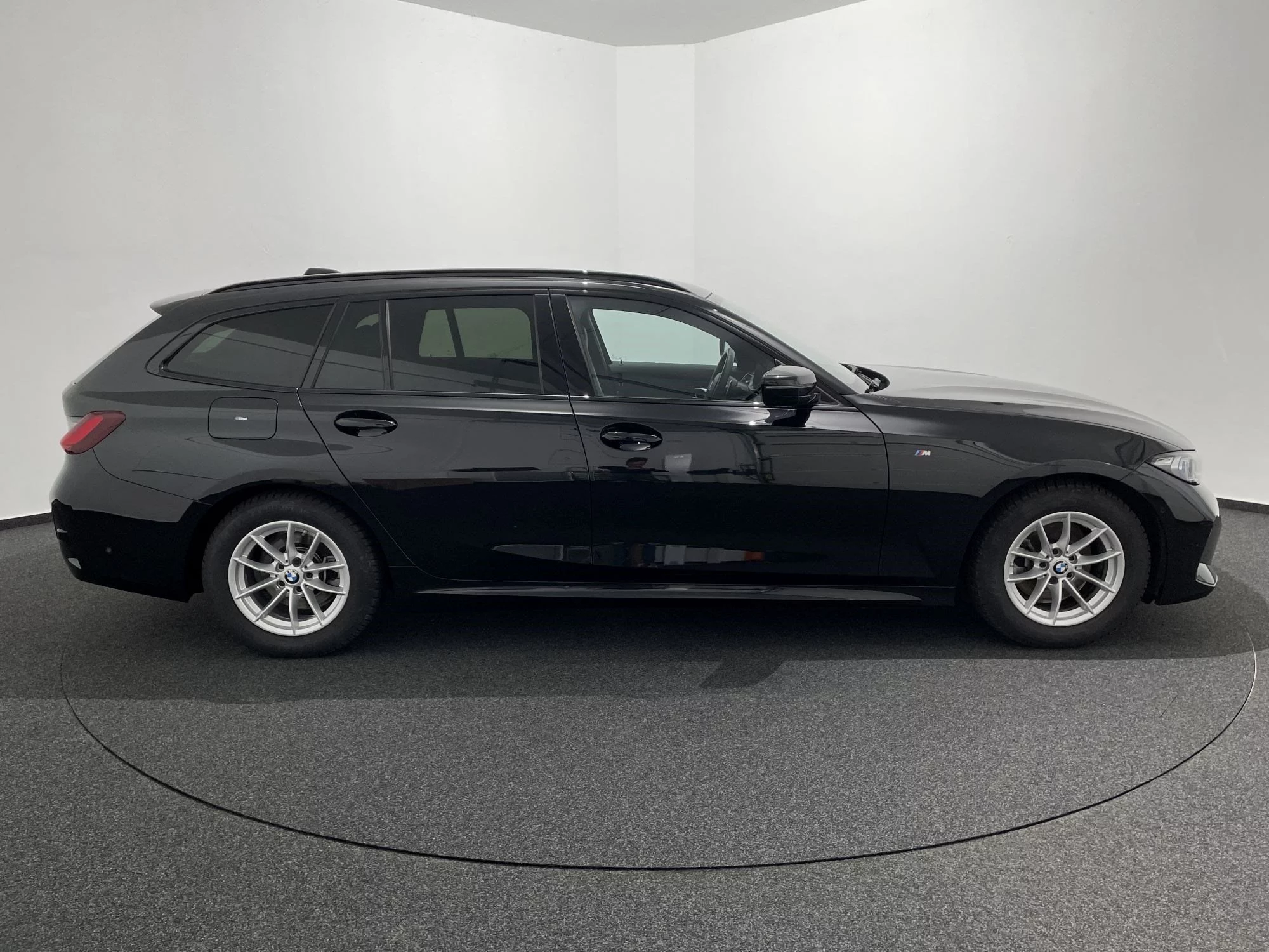 BMW 320d Touring M Sportpaket Head-Up HiFi DAB LED