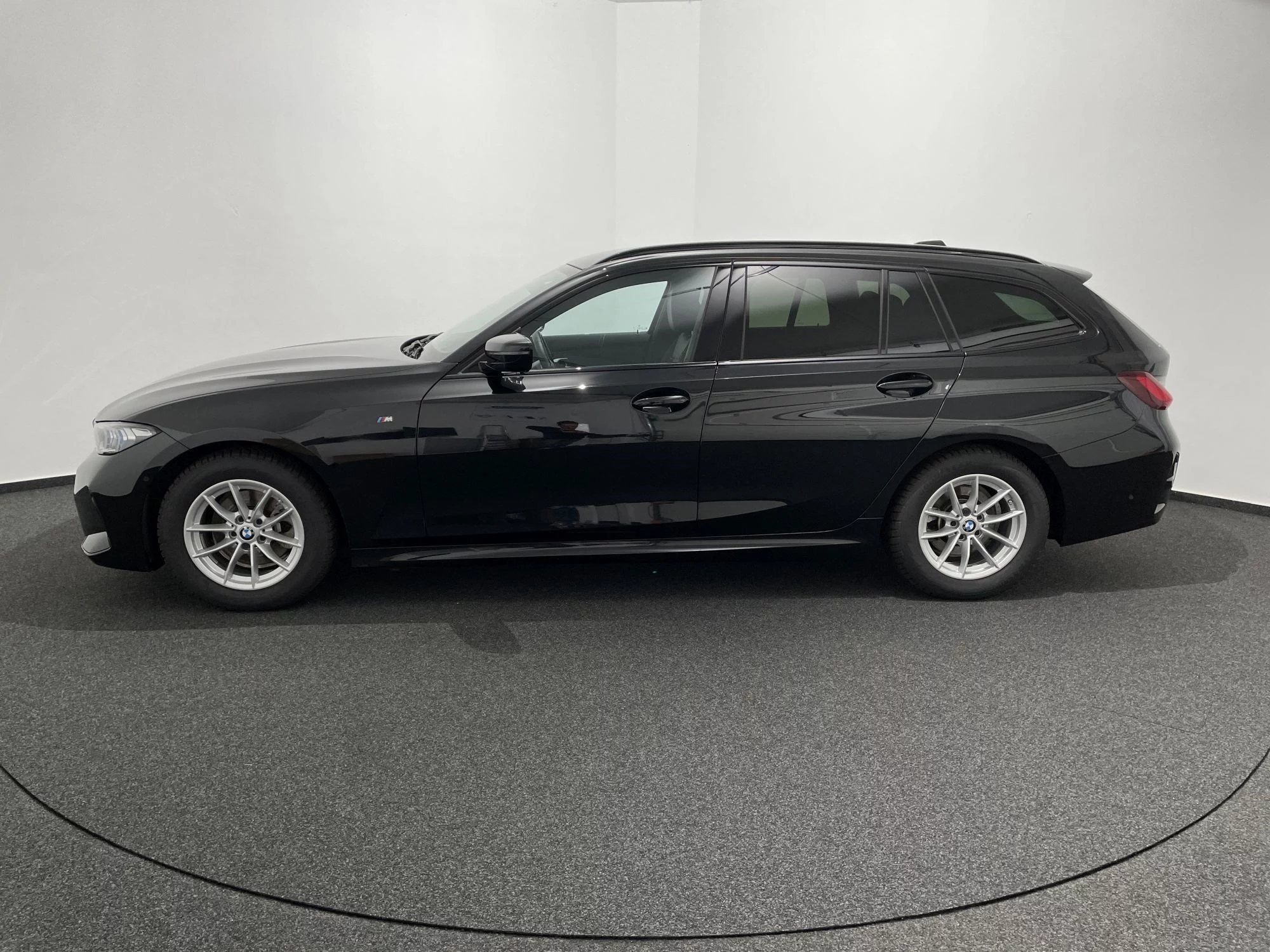 BMW 320d Touring M Sportpaket Head-Up HiFi DAB LED