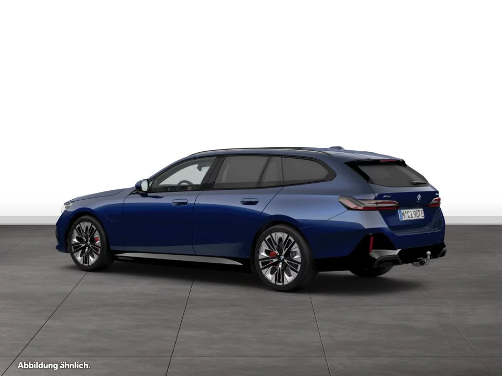 BMW 550e xDrive Touring