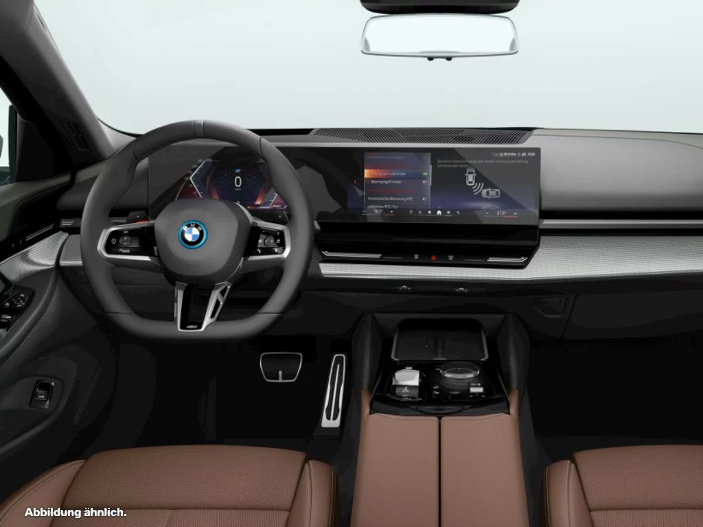 BMW 550e xDrive Limousine
