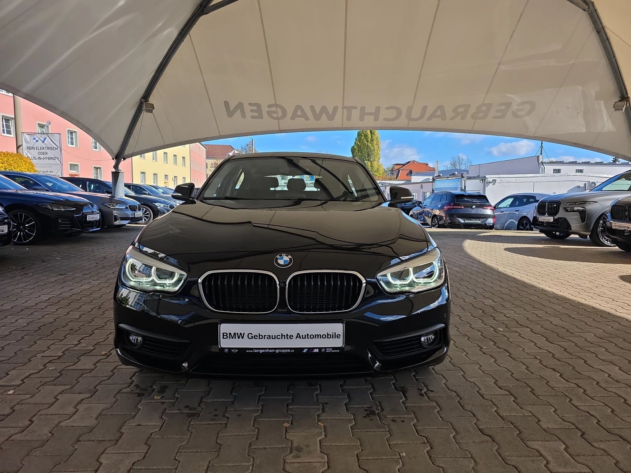 BMW 120d 5-Türer Advantage LED GSD RFK Navi Bus.