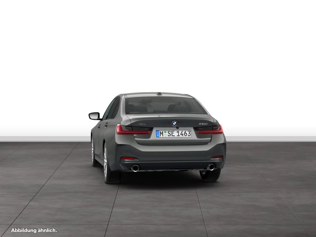 BMW 330i xDrive Limousine