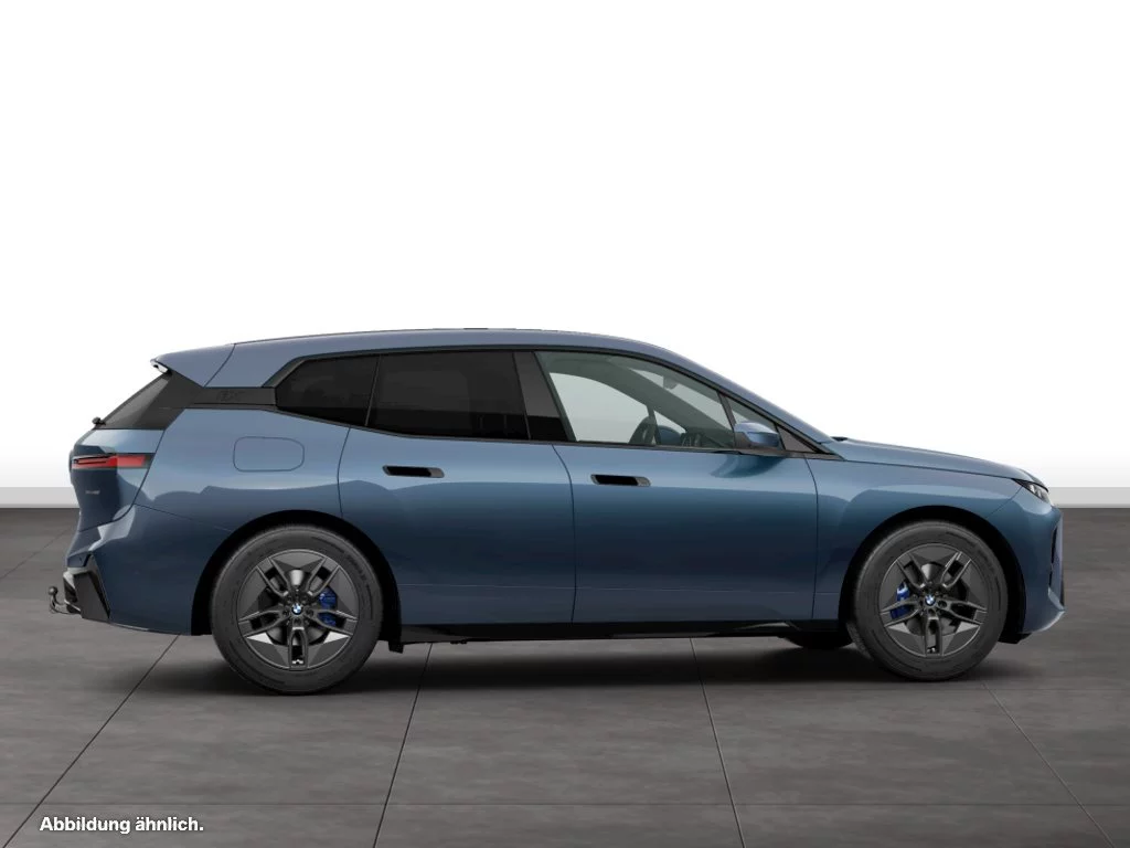 BMW iX xDrive60